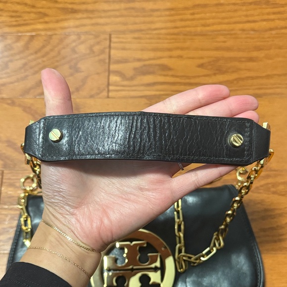 Tory Burch REVA Clutch - Picture 5 of 7